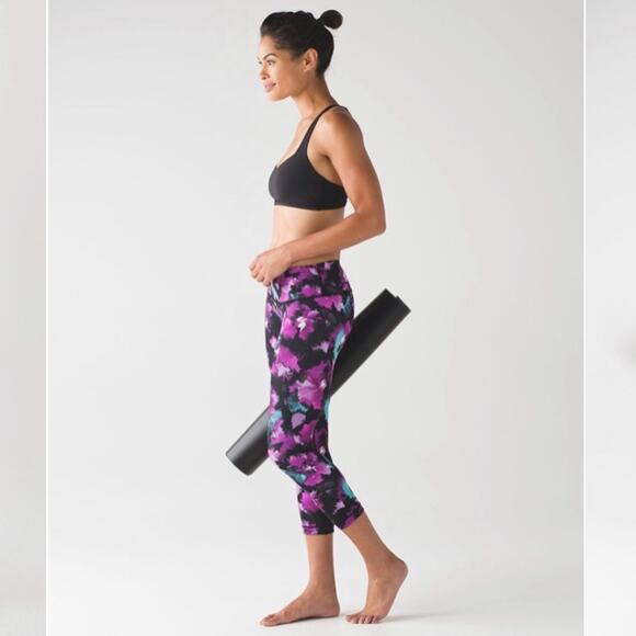 Lululemon Wunder Under Crops Midnight Bloom Leggings Size 4 Running Tights - Picture 13 of 13